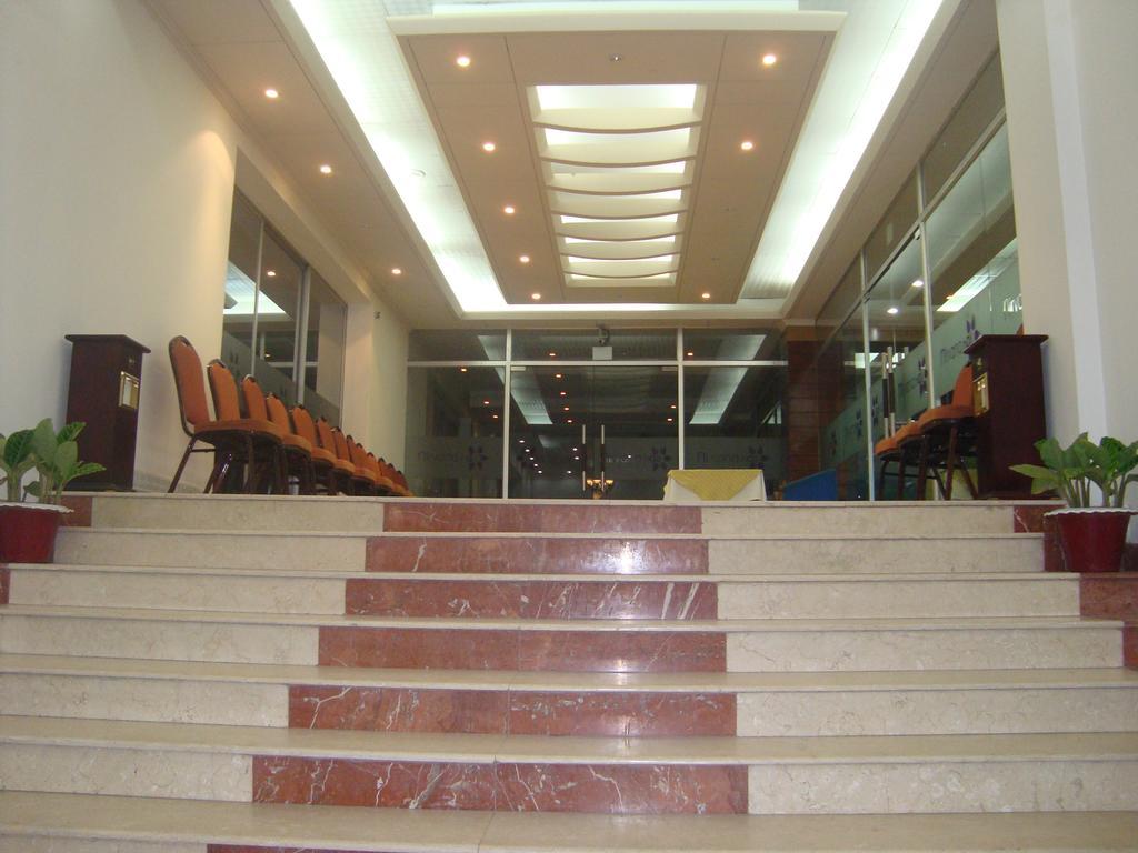 Nirvana Inn Sylhet Ngoại thất bức ảnh