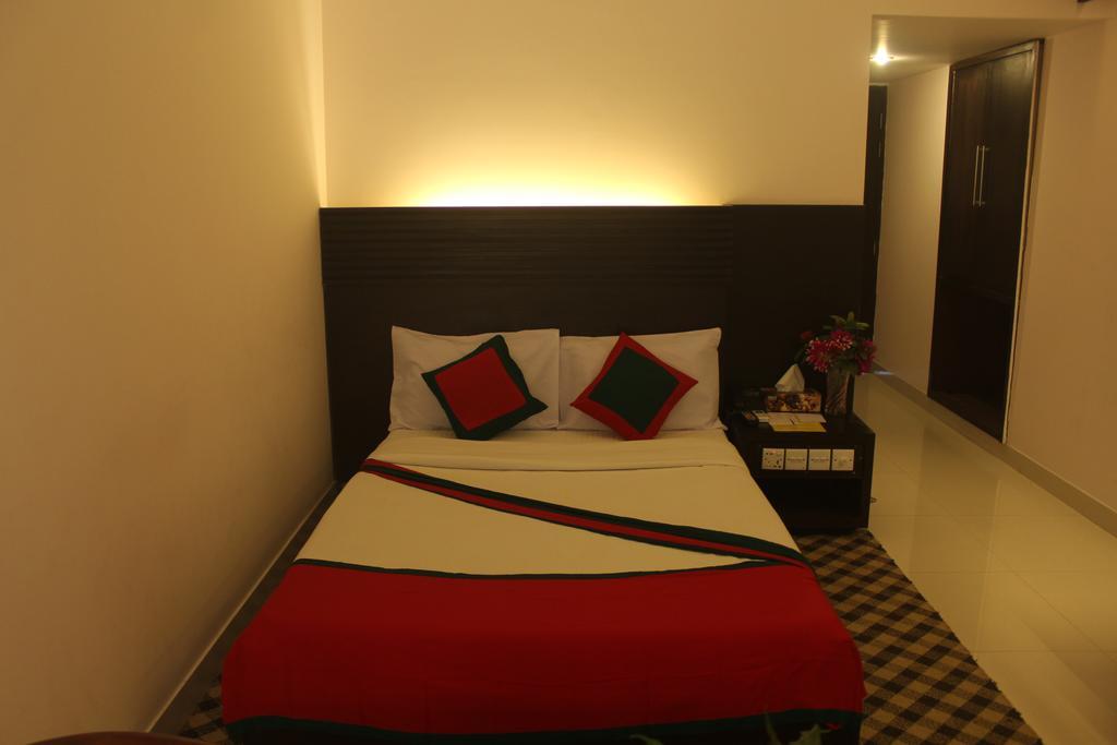 Nirvana Inn Sylhet Ngoại thất bức ảnh