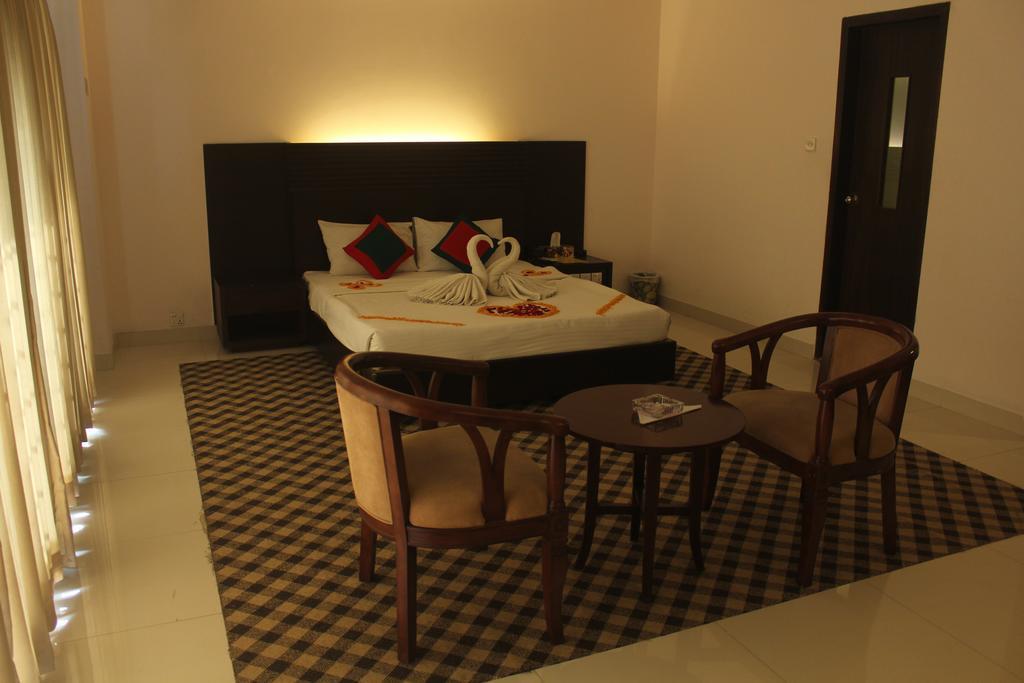 Nirvana Inn Sylhet Ngoại thất bức ảnh