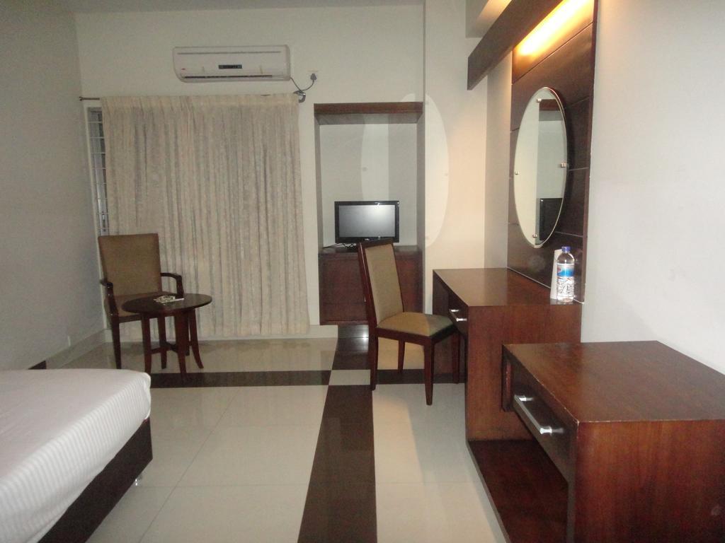 Nirvana Inn Sylhet Ngoại thất bức ảnh