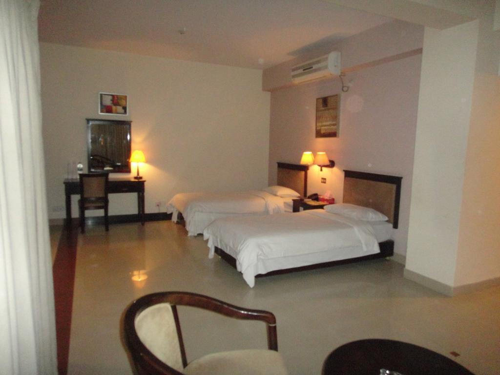 Nirvana Inn Sylhet Ngoại thất bức ảnh
